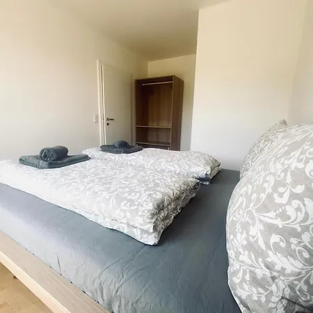 Gartenapartment -neu, Seenah Woerthersee 2 * ライフニッツ