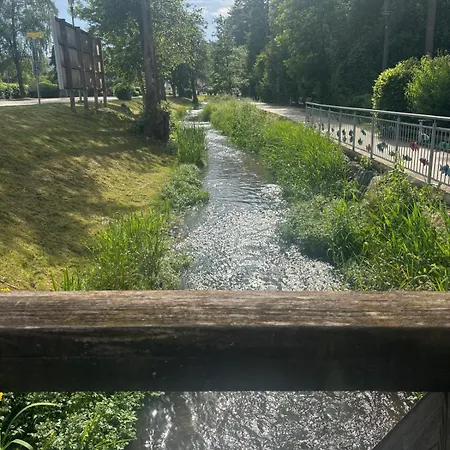 Gartenapartment -neu, Seenah Woerthersee 2 アパート